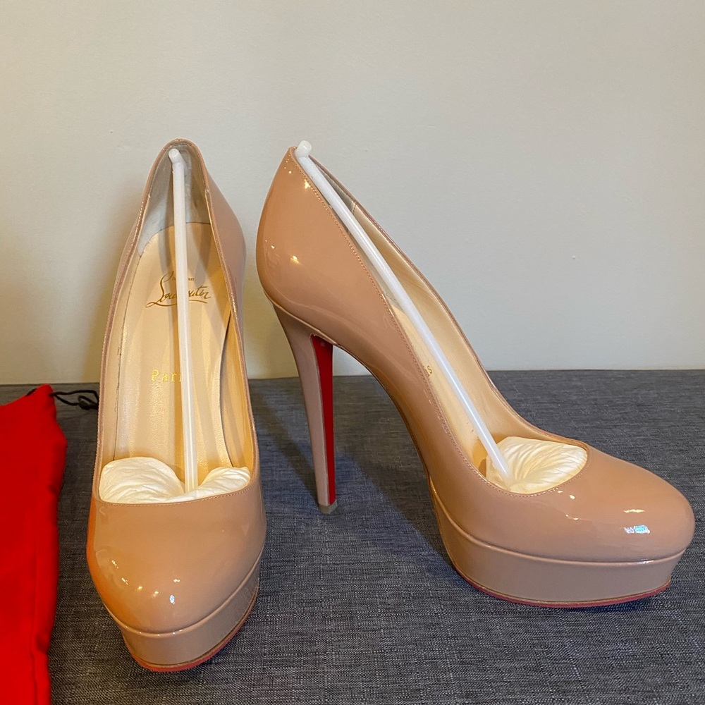 Christian Louboutin Nude Bianca